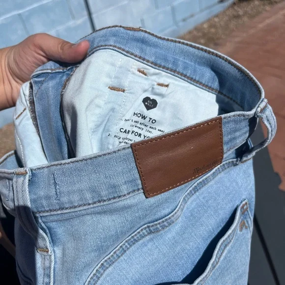 Madewell Roadtripper Jeans - Picture 4 of 8